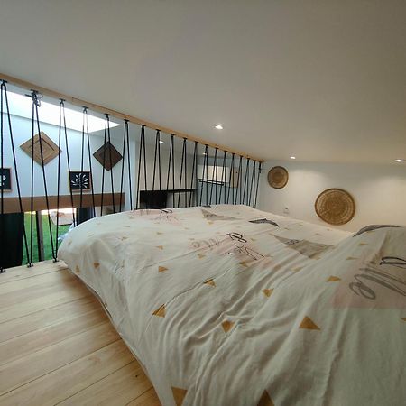 Tiny House Avec Jardin Et Acces Piscine Chauffee Villa Saint-Medard-en-Jalles Ngoại thất bức ảnh