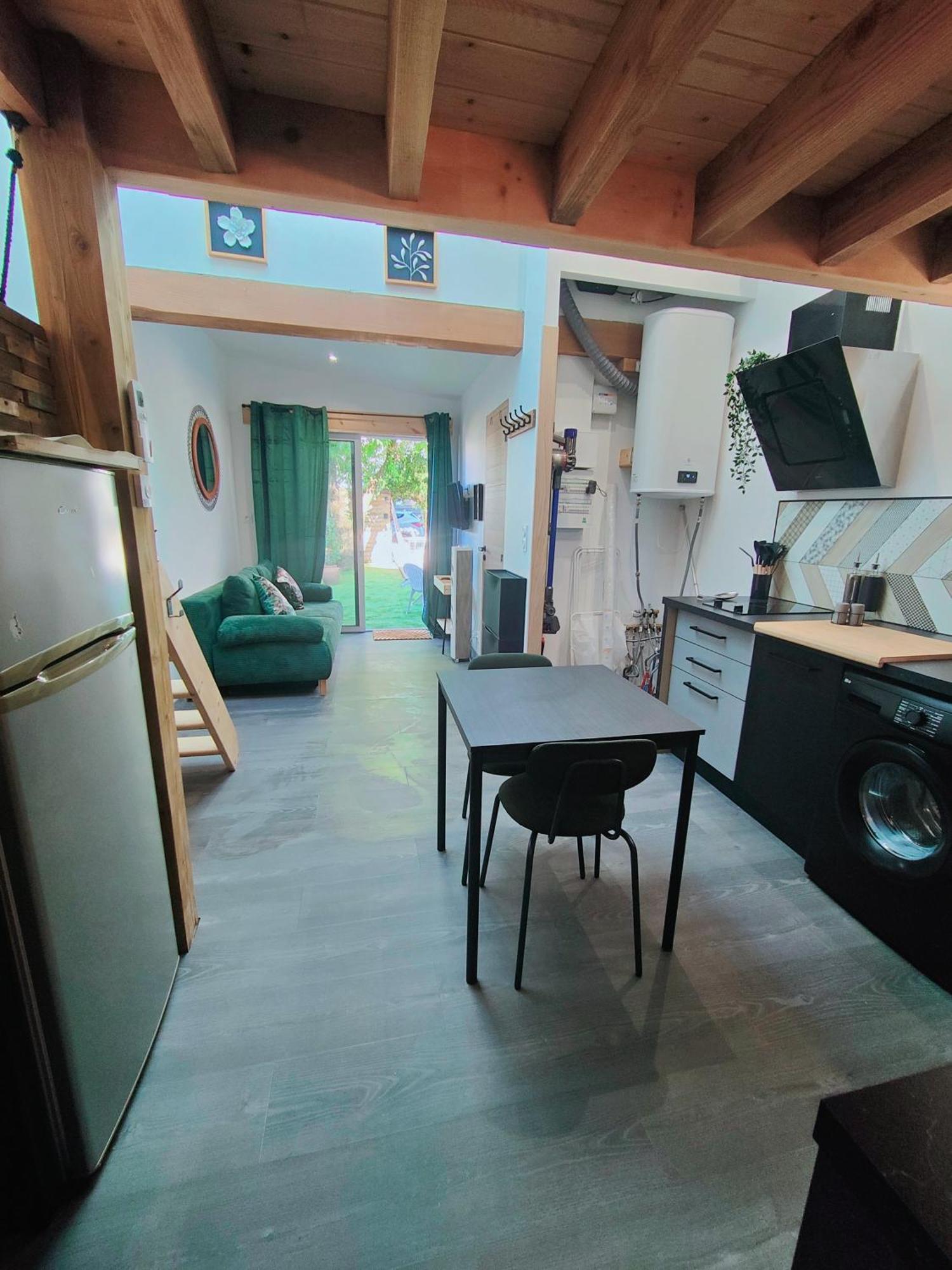 Tiny House Avec Jardin Et Acces Piscine Chauffee Villa Saint-Medard-en-Jalles Ngoại thất bức ảnh